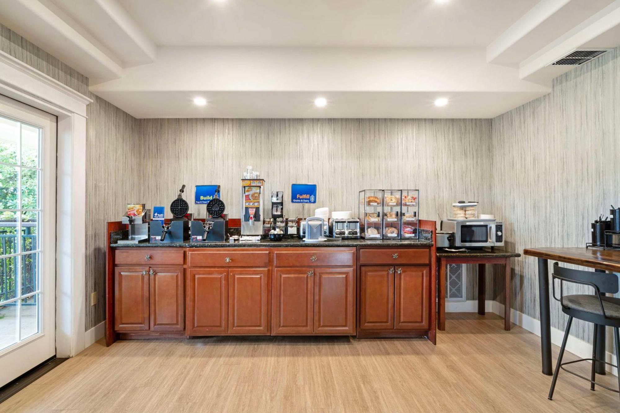 Best Western Cedar Inn & Suites Angels Camp Exteriör bild